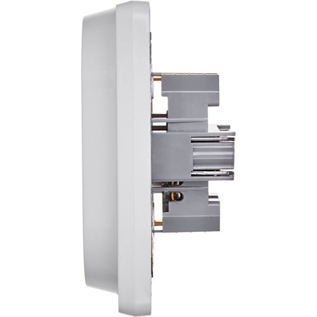 Розетка Inspiria 16А 250В 2х2P+E немецк. стандарт бел. IEK 673750