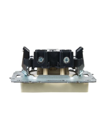 Розетка BRITE РС10-1-0-БрКр 10А без заземл. без защ. шторок механизм беж. IEK BR-R10-10-K10