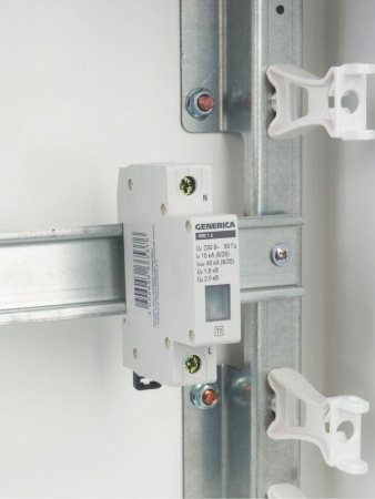 Ограничитель перенапряжения ОПС1-C 1Р 10/40кА 230В GENERICA MOP20-1-C-G