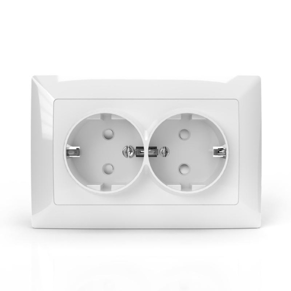 Розетка 2-м СП AVA 16А IP20 с заземл. защ. шторки в сборе бел. TOKOV LIGHT TKL-AV-R2FZSF-C01