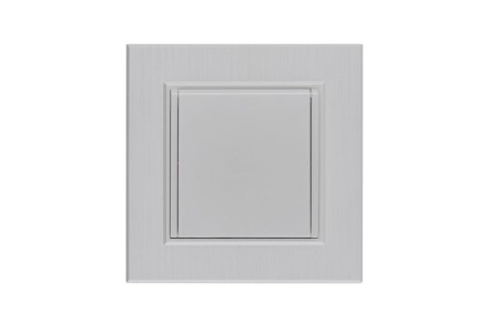 Розетка 1-м с крышкой Karea LINE STAR с заземл. жемчуж. Makel 86100029