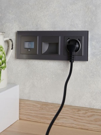 Подсветка светодиодная BRITE встраив. ПЛ20-БрС механизм сталь IEK BR-FL20-K46